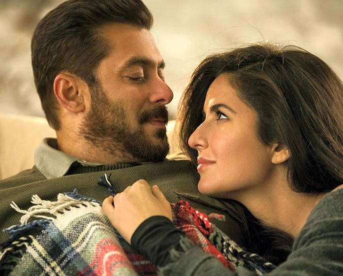Salman Khan gifts Katrina Kaif an Expensive Luxury Car - film