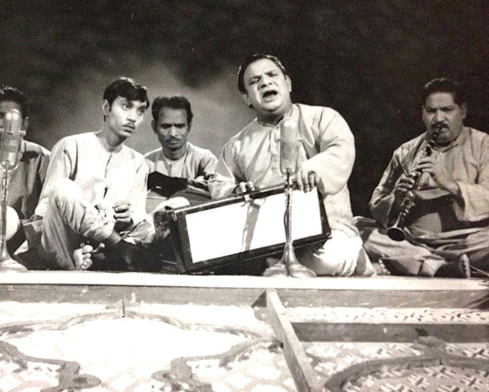 20 Best Pakistani Ghazal Singers of All Time - Aziz Mian