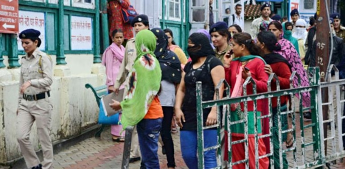 नई दिल्ली में सेक्स रैकेट के लिए चार लोग गिरफ्तार