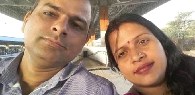 'Depressed' Indian Teacher kills his 3 Children and Wife f