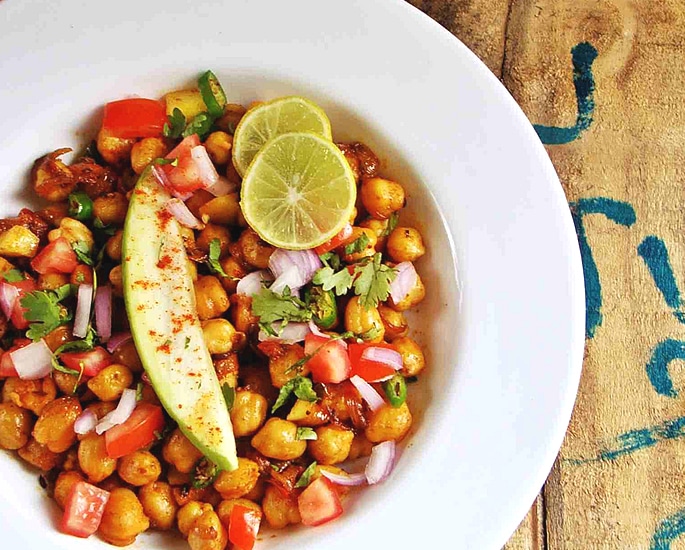 7 Indian Salad Recipes ideal for Summer - chickpea