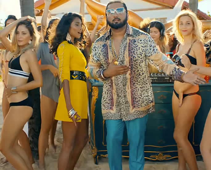 Honey Singh charged for 'Vulgar' lyrics in New Song