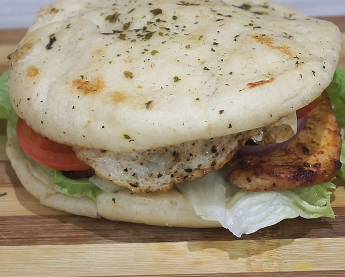 12 Popular Street Foods from Bihar in India - burger