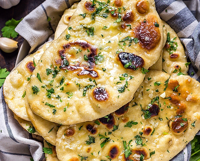 7 Naan Recipes which can be Made at Home - garlic
