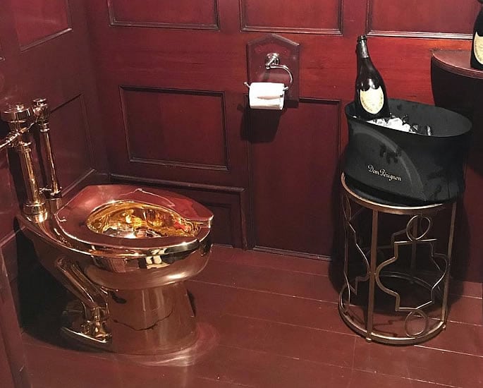 Gold Toilet stolen from Winston Churchill's Birthplace - loo