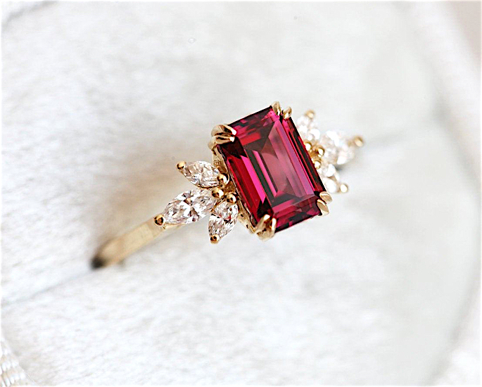 10 Gold Wedding Rings & Designs for Desi Brides - emerald