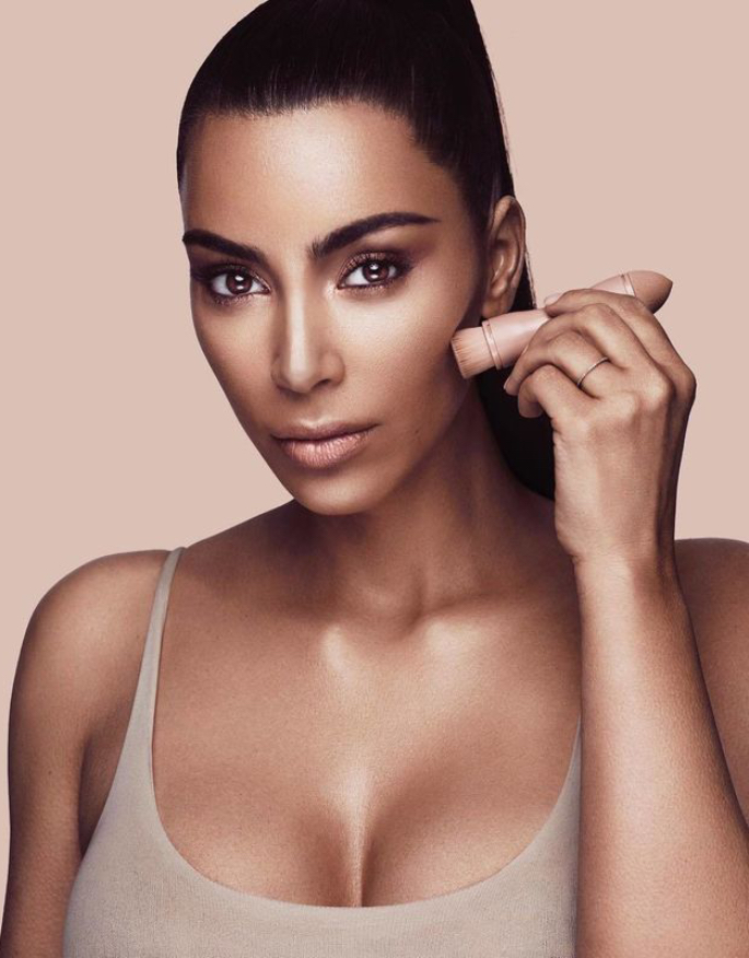 Kim Kardashian Accused of 'Blackface' On Magazine Cover - makeup