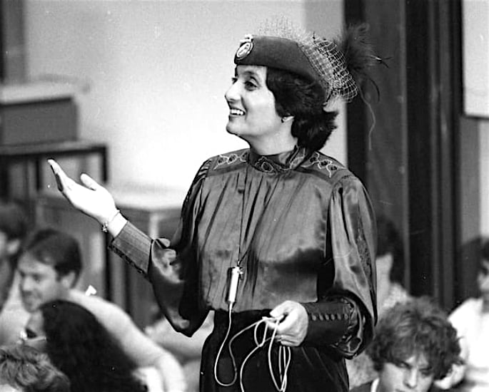 Priyanka Chopra gets Legal Notice from Ma Anand Sheela - speech