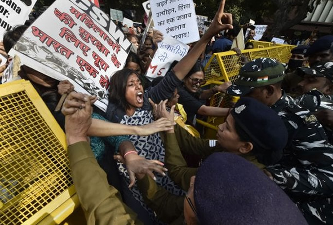 Protests to Hang Rapists of Priyanka Reddy surge in India - fight