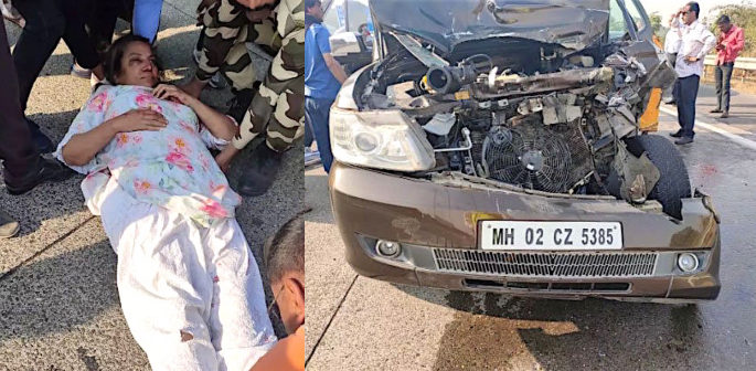 Veteran Actress Shabana Azmi met with terrible Car Accident f