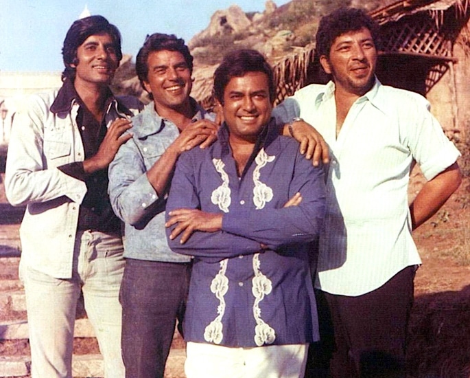 Which Bollywood Films Should I Watch As A Newbie - Sholay