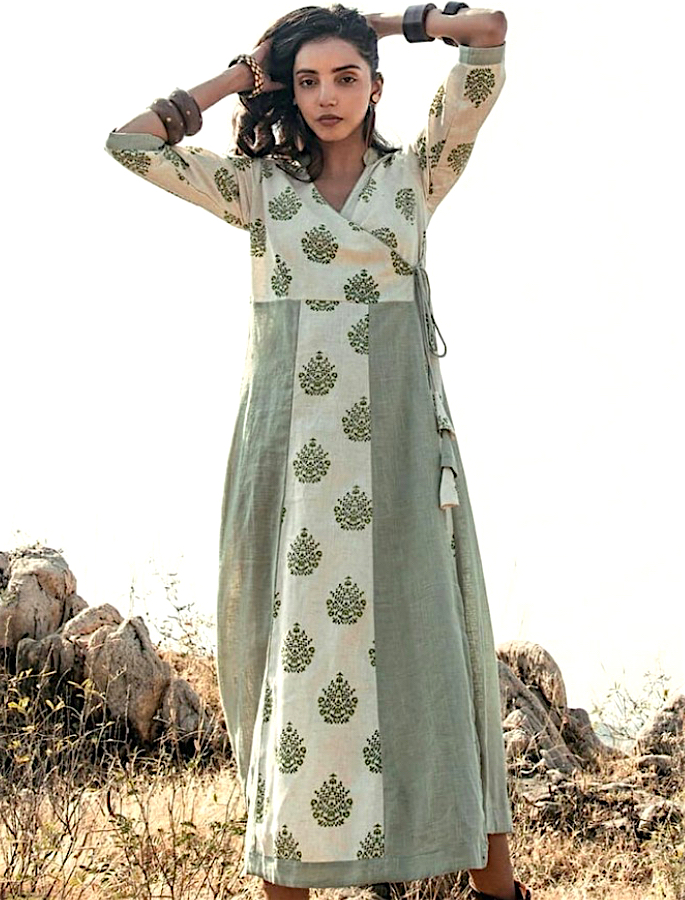 20 Stylish Kurtis to Wear with Jeans - 11