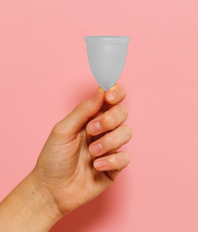 benefits and dangers of using menstrual cups-ia1