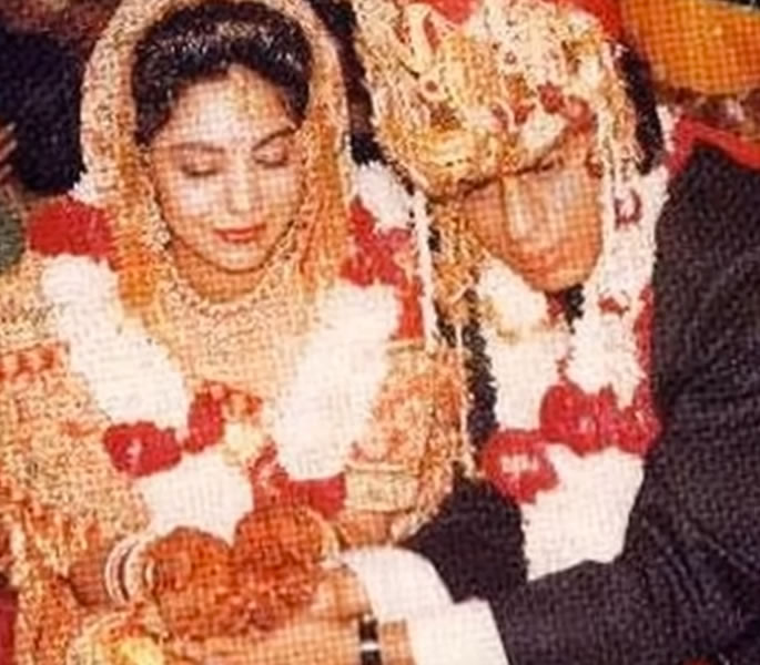 Did Shah Rukh Khan and Gauri have Three Weddings - wedding
