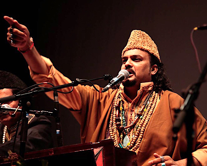 10 Best Pakistani Qawwali Singers of All Time - Amjad Sabri