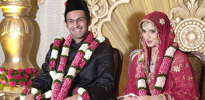 Who was Sania Mirza Engaged to before Shoaib Malik? | DESIblitz