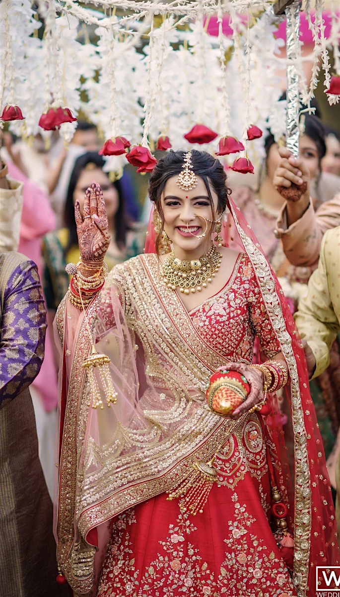 20 Stunning Photos of Desi Brides - happy