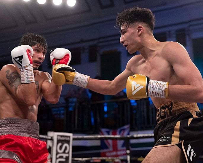 15 Most Promising British Asian Boxers - IA 18