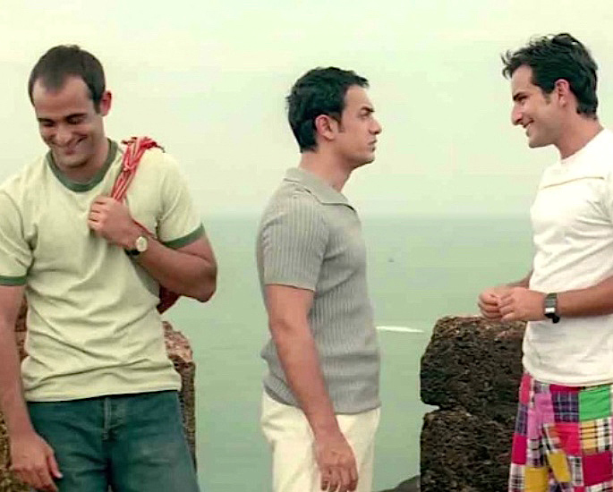 25 Most Iconic Scenes of Bollywood to Revisit - Dil Chahta Hai