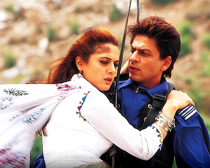 25 Most Iconic Scenes of Bollywood to Revisit - Veer-Zaara