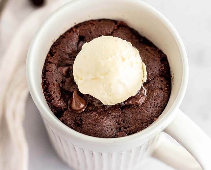 5 Easy Dessert Recipes for Students - mug