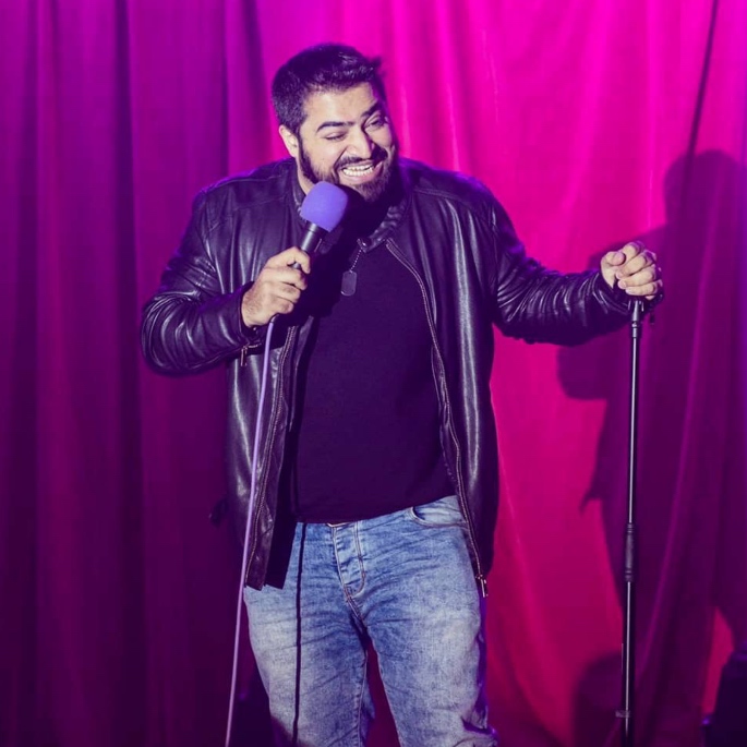 British Asian Comedians who Make You Laugh - Aatif Nawaz