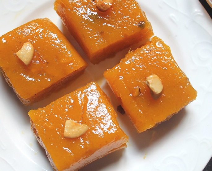 Delicious Mango Desserts to Make - halwa