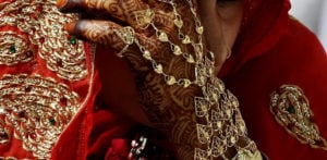 Indian Woman married 3 Times in 3 Months & fled with Jewellery f