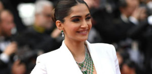 Sonam Kapoor Reminisces after 13 Years in Bollywood f