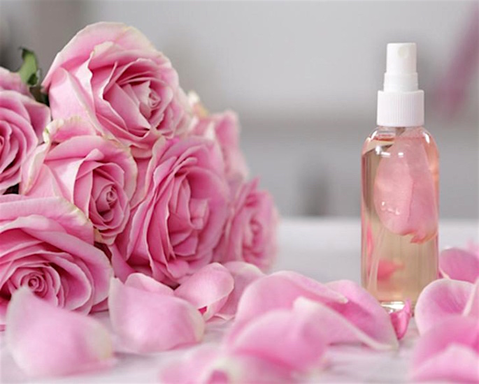 5 Best Indian Essential Oils and their Benefits - rosewater