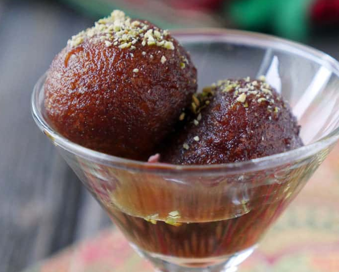 10 Recipes for Indian Desserts - gulab