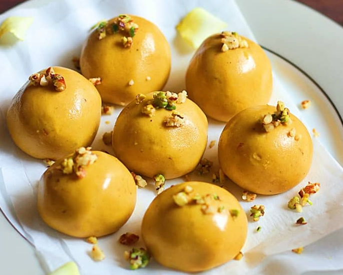 10 Recipes for Gluten-Free Indian Desserts - ladoo