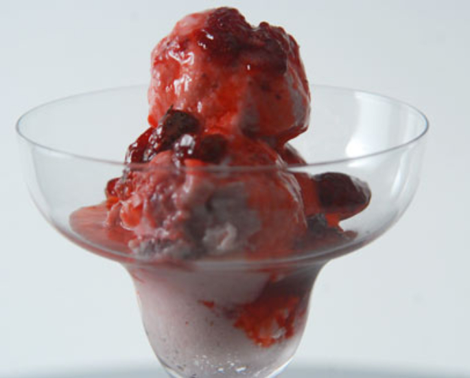3 Sanjeev Kapoor Strawberry Desserts for Valentine's Day - frozen yoghurt -