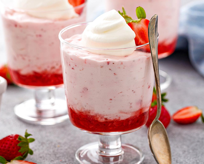 3 Sanjeev Kapoor Strawberry Desserts for Valentine's Day - velvet