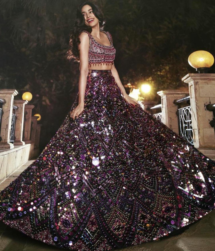 5 Key Elements of Janhvi Kapoor's Personal Style - sparkle -