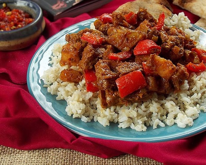 5 Meat-Free Curry Recipes to Enjoy - vindaloo