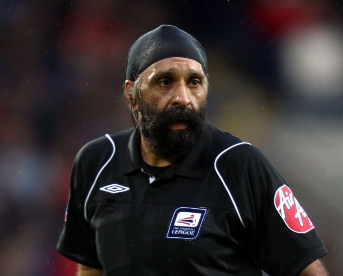 Brothers to be 1st South Asians to Officiate same EFL Match