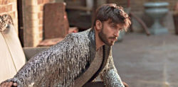 Netizens trolls throwback Picture of Ranveer Singh in Heels