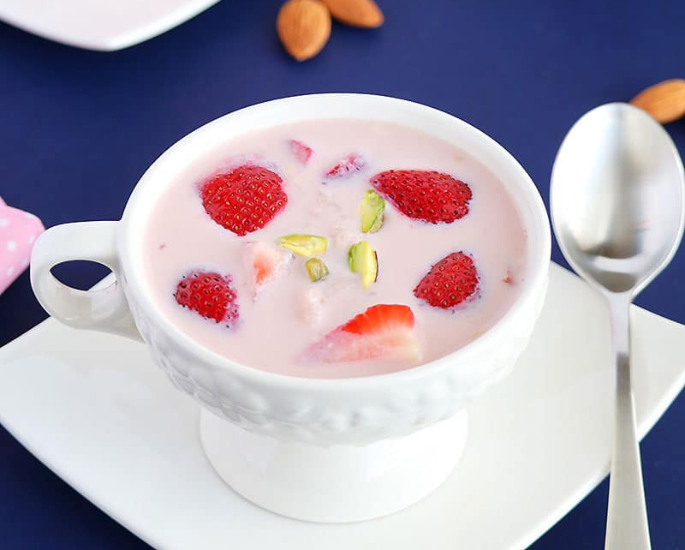 Delicious Indian Strawberry Desserts to Make at Home - kheer