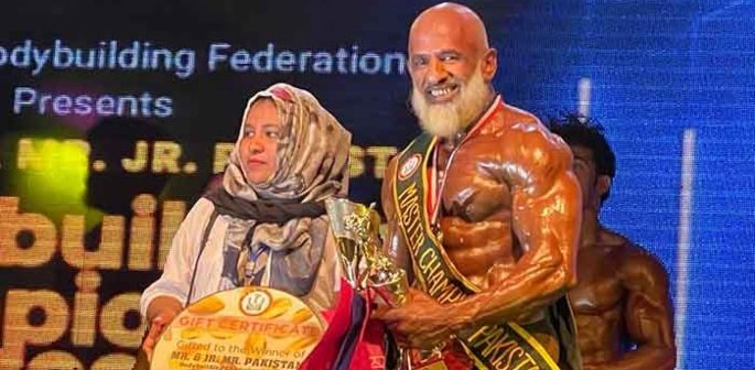 Fitness Enthusiast Aged 60 Wins Mr Pakistan Title 2021-f