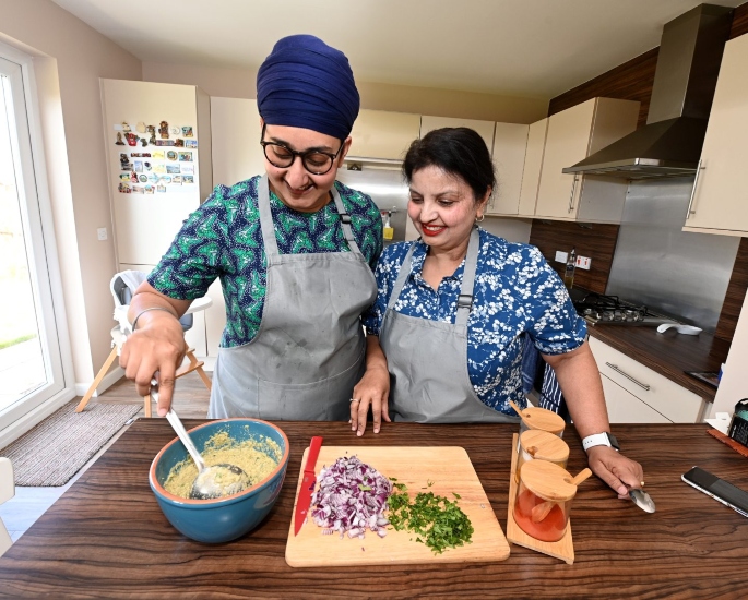 Mother in Law Inspires Engineer to Launch Food Business-cooking