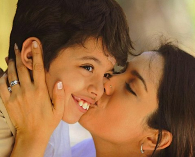 Top 12 Bollywood Songs That Feature Kids – Maa