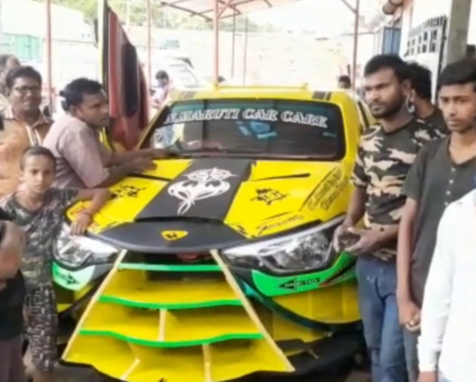 Indian Mechanic transforms old Maruti into replica Lamborghini 2