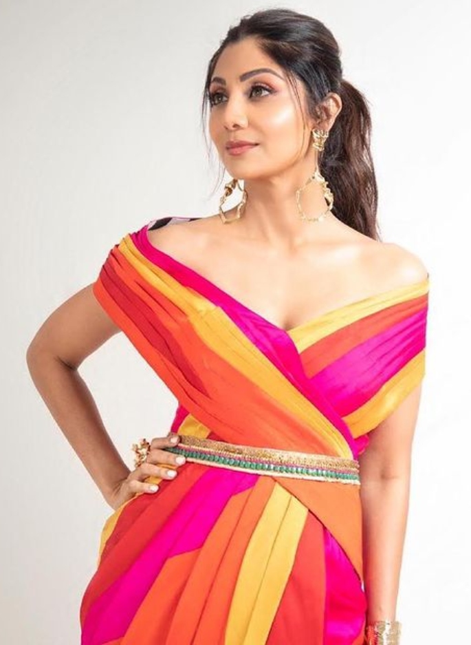 Shilpa Shetty dazzles in Multi-Coloured Sari - sari