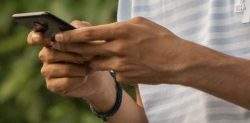 Pakistani Woman tricks Scammer who said her Husband was ‘Gay’