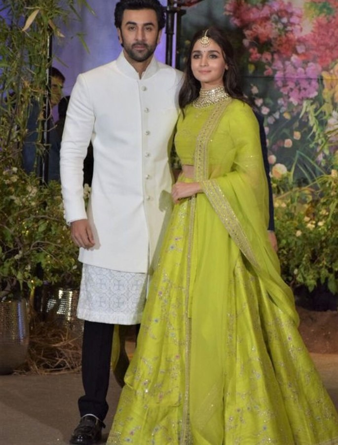 10 Best Dressed Bollywood Couples