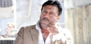 ஜாக்கி ஷெராஃப் படப்பிடிப்பு 'சங்கடம்' செக்ஸ் காட்சிகள் எஃப்