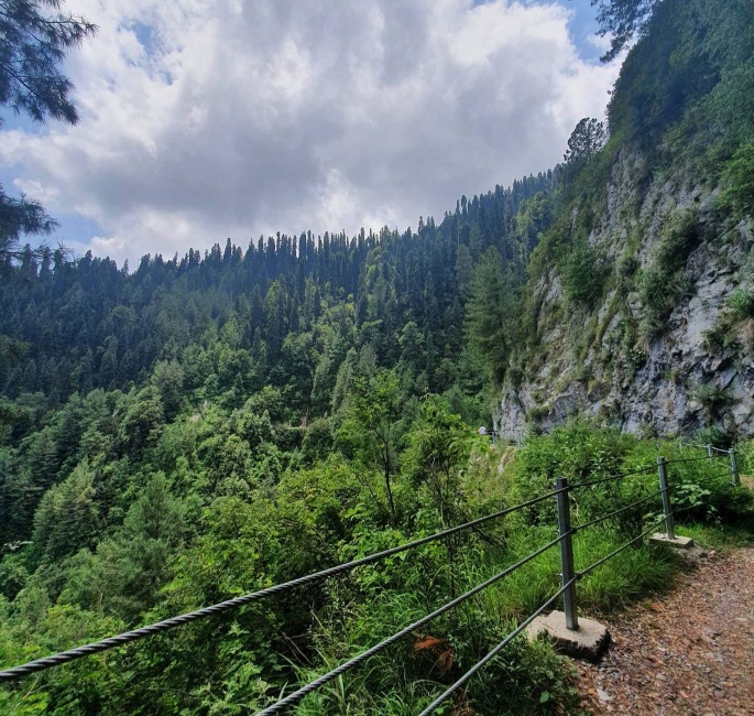 5 Scenic Hikes You Need to do in Pakistan - Pipeline Track