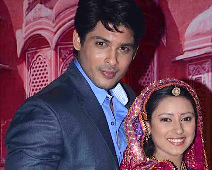 Sidharth Shukla praised for his Kindness by Colleague's Father - IA 1