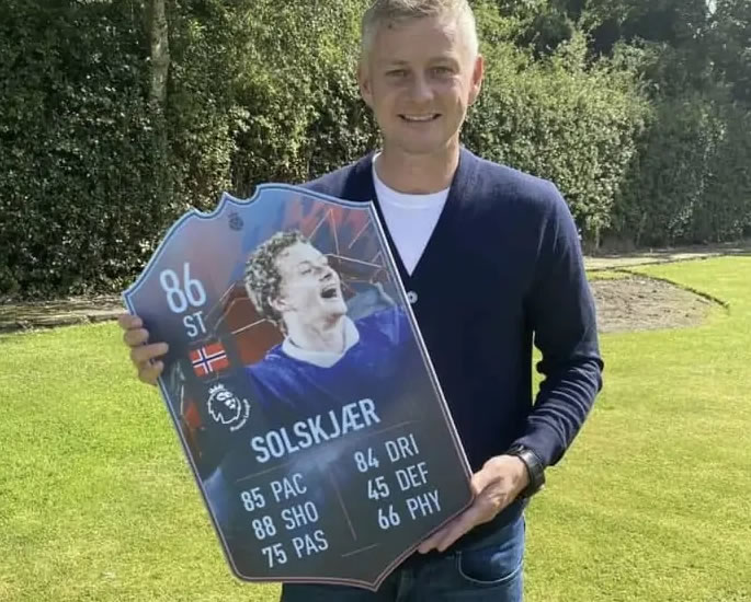 The Icons & Heroes of FIFA 22 Ultimate Team - ole
